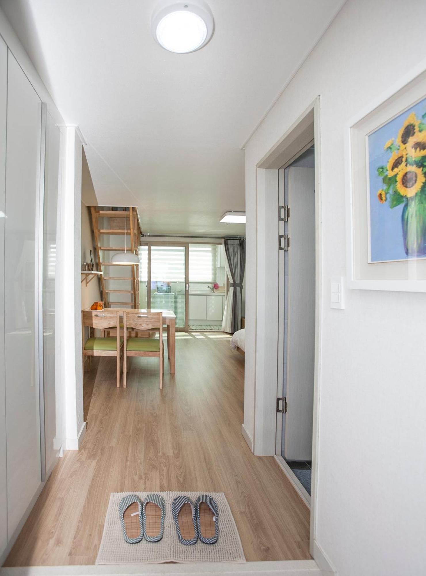 Jeju Aria Pension Εξωτερικό φωτογραφία